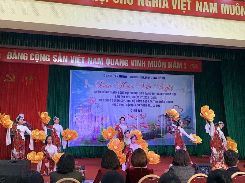 Liên hoan văn nghệ xã cổ bi